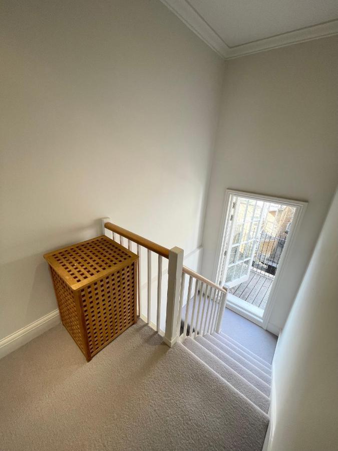 Victoria Maisonette Apartment ロンドン エクステリア 写真