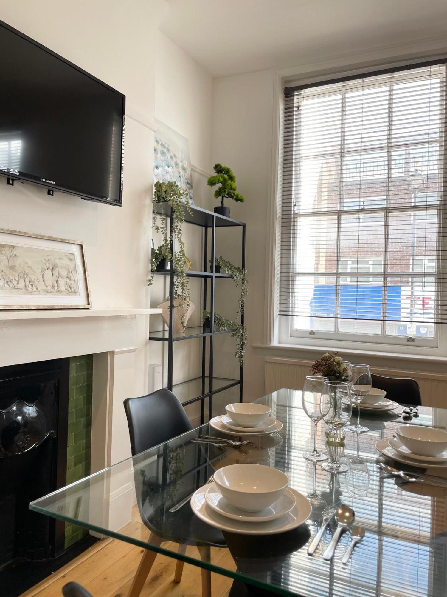 Victoria Maisonette Apartment ロンドン エクステリア 写真